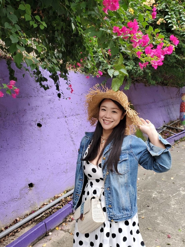 【苗栗.西湖】噢哈娜咖啡屋。夢幻紫色國度紫藤花道+飛天紫傘閨密寫真最佳拍攝地點