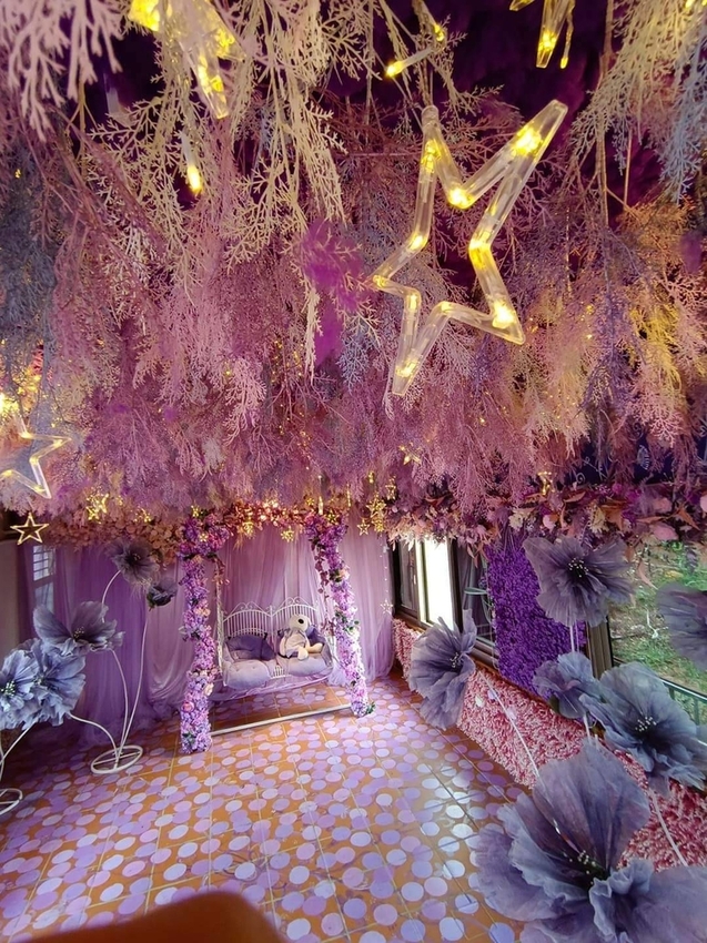 【苗栗.西湖】噢哈娜咖啡屋。夢幻紫色國度紫藤花道+飛天紫傘閨密寫真最佳拍攝地點