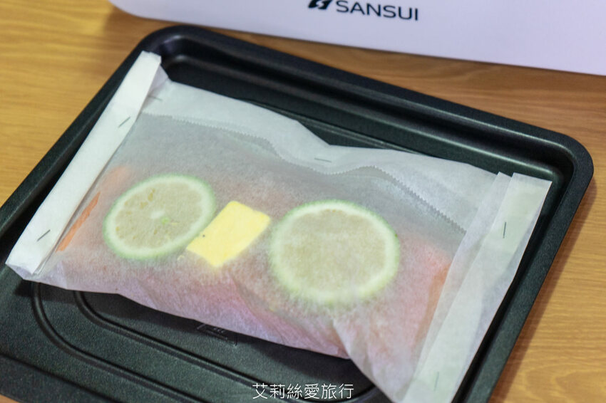 烤紙包鮭魚怎麼做 奶油鮭魚 氣炸烤箱 氣炸鍋食譜 - 艾莉絲愛旅行
