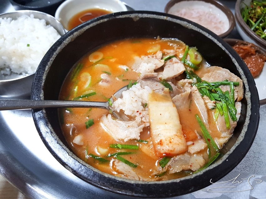 松亭3代豬肉湯飯 (7).jpg 松亭3代豬肉湯飯 (7).jpg