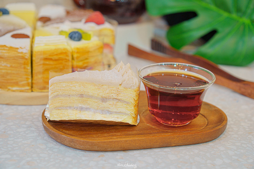 台中后里美食 倪菓幽靈手作千層蛋糕(2度C Ni Guo),彌月蛋糕試超狂給8吋量試吃費只要150元,還有總店限定爆醬泡芙。