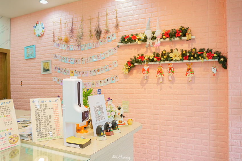 台中后里美食 倪菓幽靈手作千層蛋糕(2度C Ni Guo),彌月蛋糕試超狂給8吋量試吃費只要150元,還有總店限定爆醬泡芙。