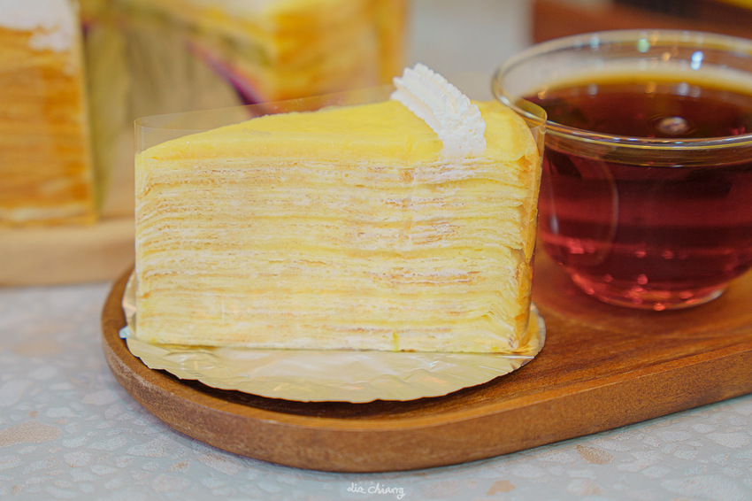 台中后里美食 倪菓幽靈手作千層蛋糕(2度C Ni Guo),彌月蛋糕試超狂給8吋量試吃費只要150元,還有總店限定爆醬泡芙。