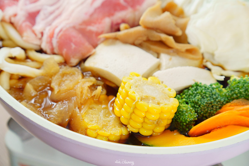 煮時光-在家開HOMEPOT，樂享煮時光，隨時能享受與三五好友、家人們一起享用主廚般調理的美味火鍋！