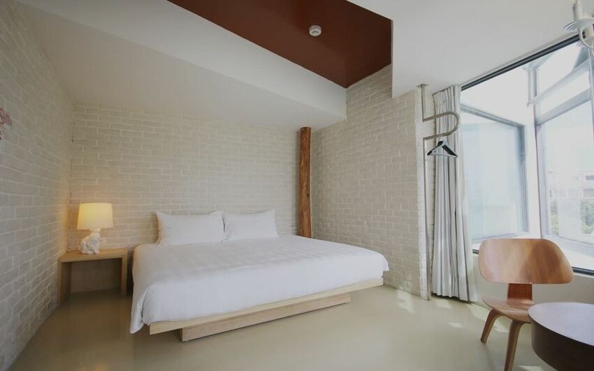 高雄旅館-PaPa Whale美麗島館