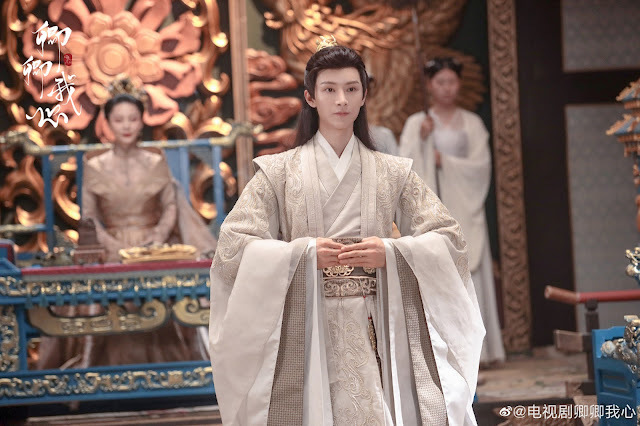 12月電視劇推薦『沉睡花園』龔俊、喬欣，『埃博拉前線』羅晉、毛曉彤，『小敏家』周迅、黃磊，『如果聲音有記憶』魏哲鳴