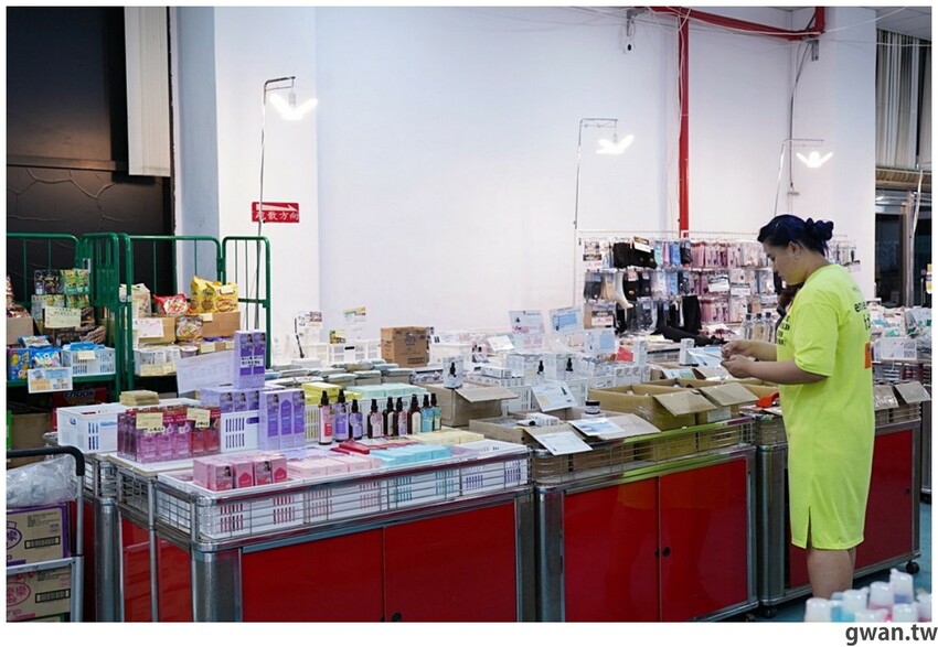 新手爸媽注意！台中婦幼年終清倉200坪超好逛，帶媽媽手冊還可以換好禮！