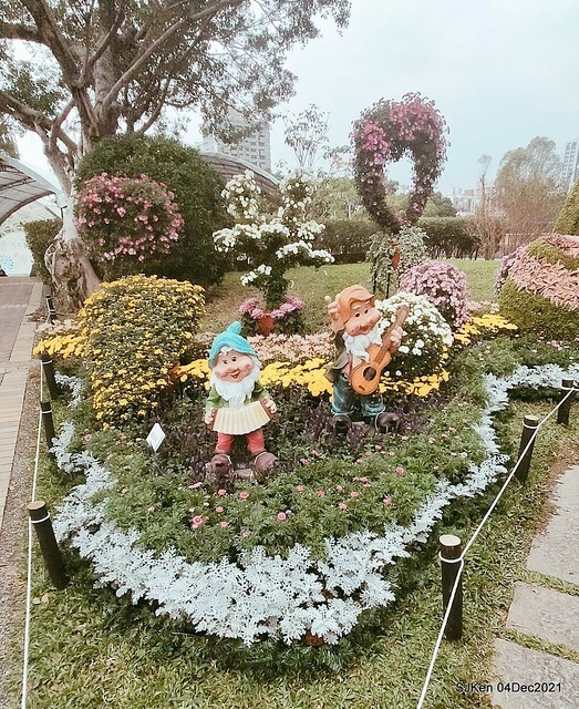 士林官邸2021「菊來運轉」花展 (Shilin Residence Chrysanthesmum Festival), Nov 26 ~ Dec 12, 2021, Taipei, Taiwan, SJKen, Dec 4, 2021.