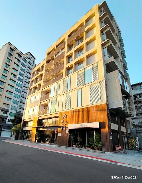 Larix pine trail nearby Fuxinggang metro station, Taipei, Taiwan, SJKen, Dec 11, 2021.