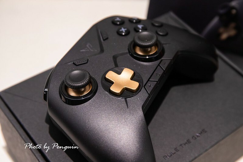 遊戲．飛智．黑武士2 Pro無線搖桿．Windows、Android、Switch皆可使用．平價入門．玩Switch遊戲簡易好上手