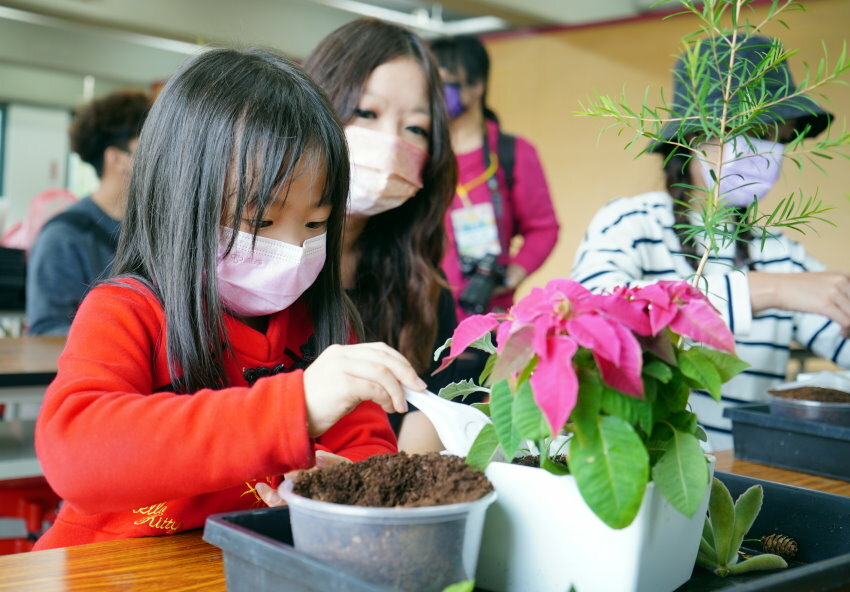 【南投】2021埔里花卉展 花遊趣．六大主題展區、花卉DIY、竹藝地景隧道、小農市集，隨手拍都是網美照!