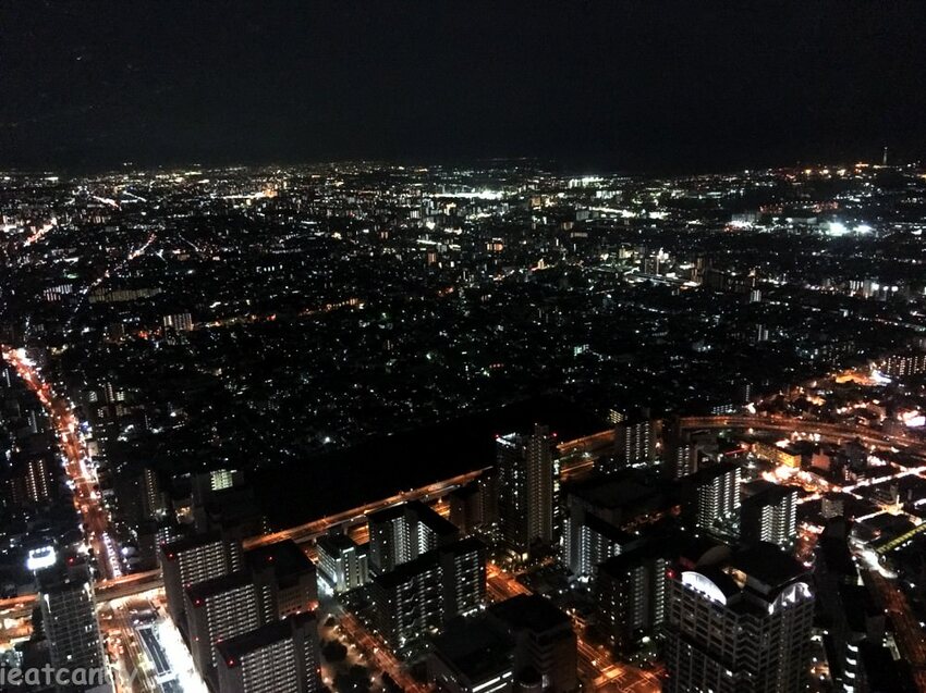 阿倍野HARUKAS 300展望台│大阪必去景點,一入門就令人屏息觀看的高空夜景! - 愛伊特candy的分享樂園