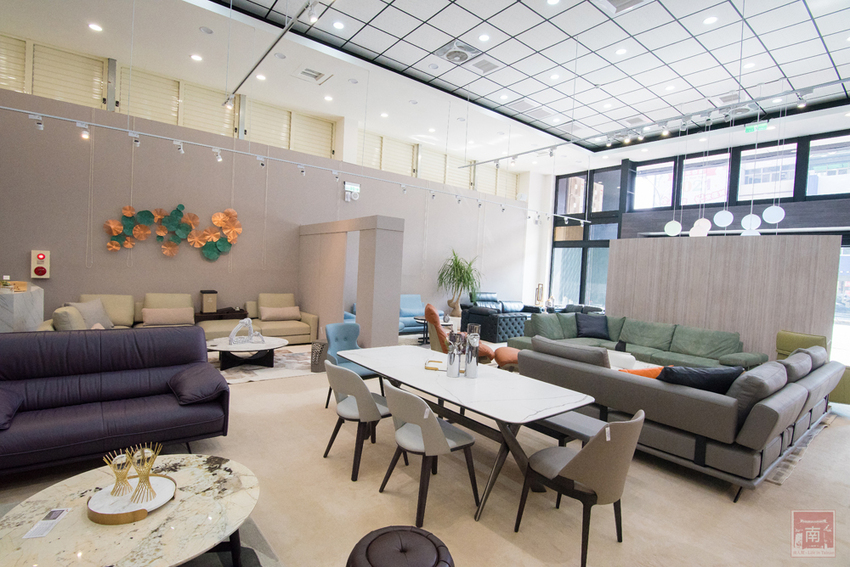 【臺南家居】賀!慶開幕|期間限定全台免運費|台灣頂級沙發製造工廠|最好的第一選擇|40年工廠直營|燈光美氣氛佳|網路的價錢高級的享受|沙發訂製|高級復刻品訂製~第諾沙發 - 南人幫