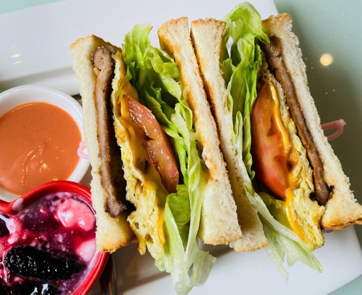 【金澤居】下花蓮吉安親子住宿│綠色隧道民宿│花蓮放鬆行程│下雨天的花蓮怎麼玩?