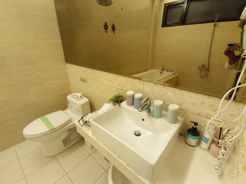 【宜蘭.冬山】斑馬芭芭拉小別墅包棟開趴+超美麗中島早午餐+學生制服趴+閨密寫真+寵物友善