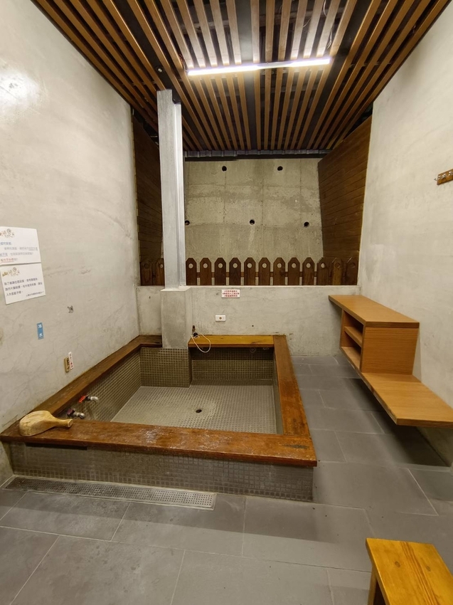 【花蓮.玉里】安通美人湯溫泉。山灣水月景觀溫泉會館。寵物友善清潔費$500+碳酸氫鈉鹽泉美人湯保養皮膚