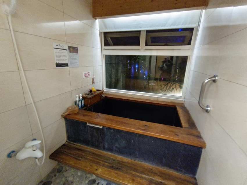 【花蓮.玉里】安通美人湯溫泉。山灣水月景觀溫泉會館。寵物友善清潔費$500+碳酸氫鈉鹽泉美人湯保養皮膚