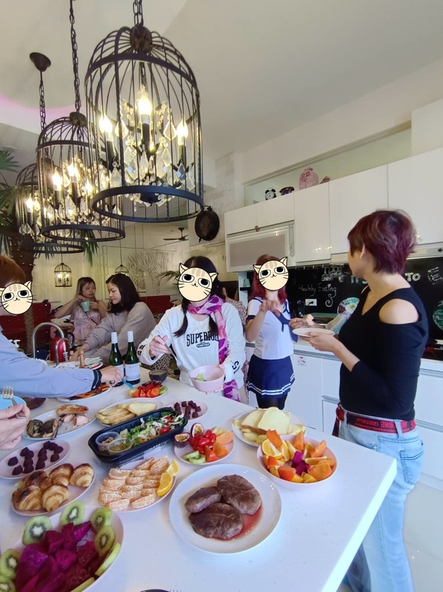 【宜蘭.冬山】斑馬芭芭拉小別墅包棟開趴+超美麗中島早午餐+學生制服趴+閨密寫真+寵物友善