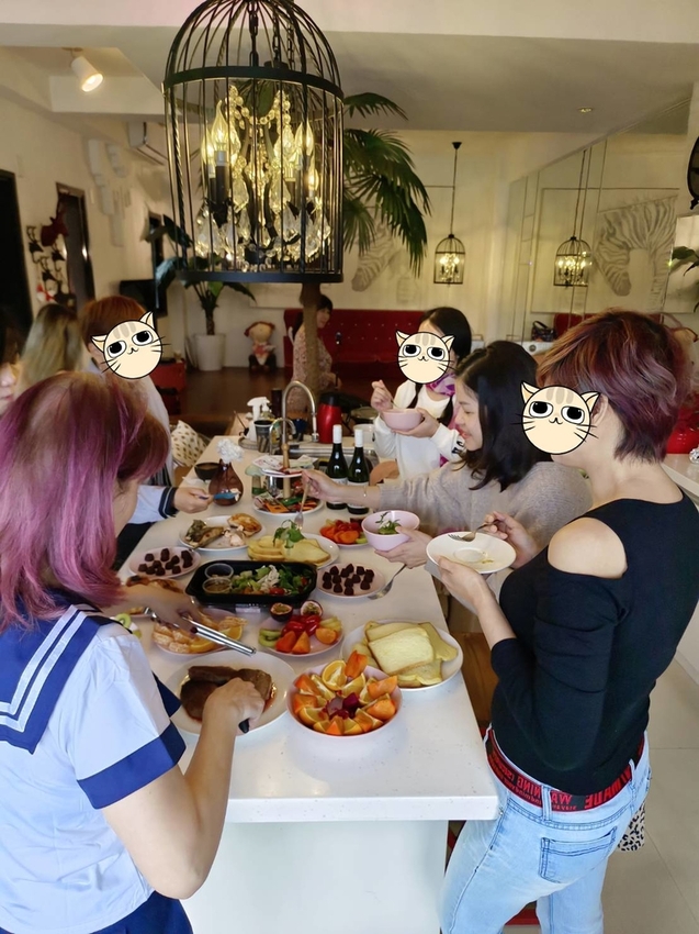 【宜蘭.冬山】斑馬芭芭拉小別墅包棟開趴+超美麗中島早午餐+學生制服趴+閨密寫真+寵物友善