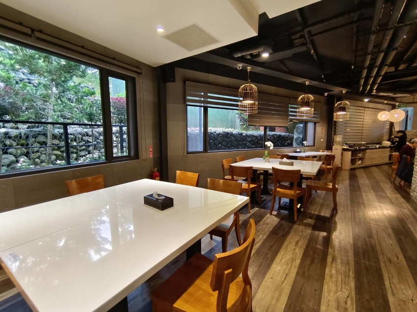 【花蓮.玉里】安通美人湯溫泉。山灣水月景觀溫泉會館。寵物友善清潔費$500+碳酸氫鈉鹽泉美人湯保養皮膚