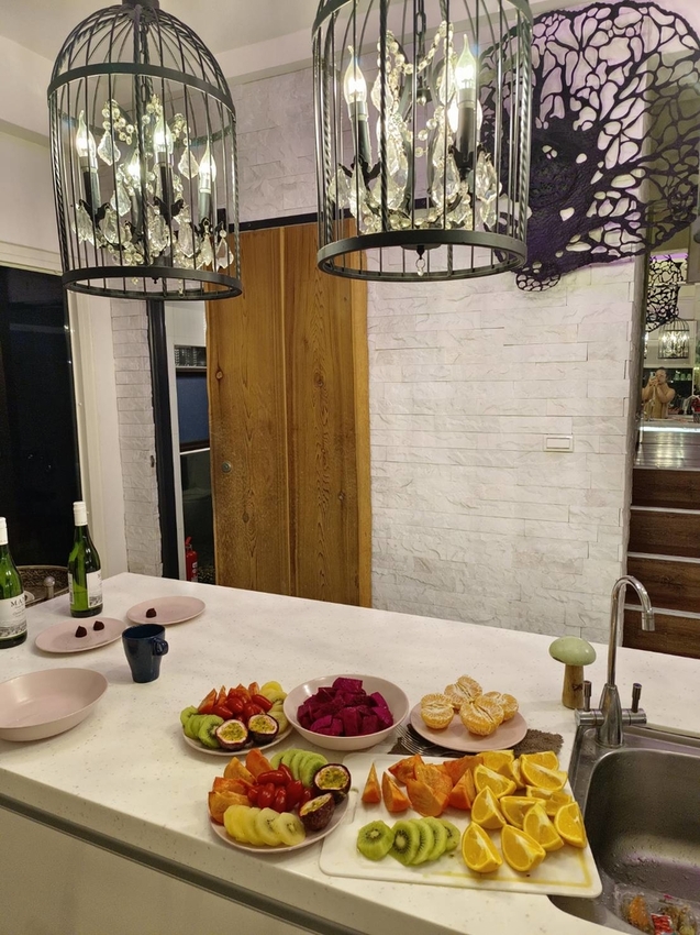 【宜蘭.冬山】斑馬芭芭拉小別墅包棟開趴+超美麗中島早午餐+學生制服趴+閨密寫真+寵物友善