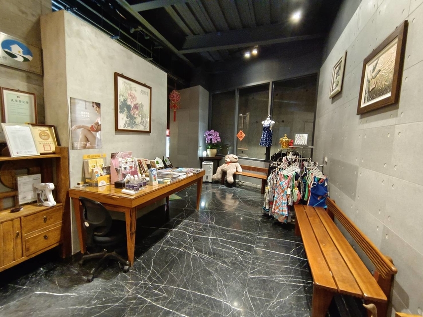 【花蓮.玉里】安通美人湯溫泉。山灣水月景觀溫泉會館。寵物友善清潔費$500+碳酸氫鈉鹽泉美人湯保養皮膚