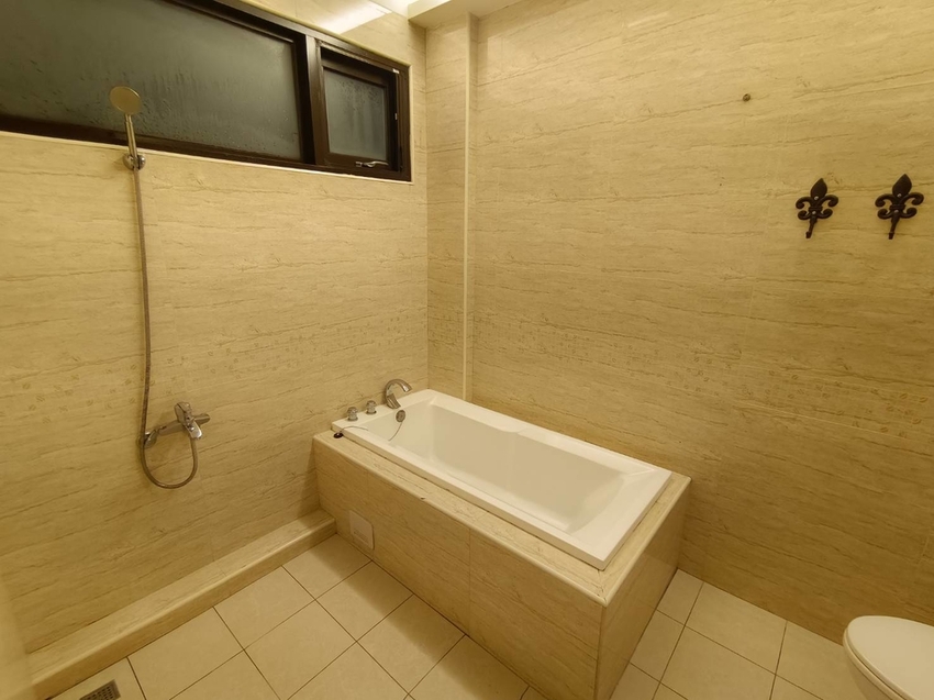 【宜蘭.冬山】斑馬芭芭拉小別墅包棟開趴+超美麗中島早午餐+學生制服趴+閨密寫真+寵物友善