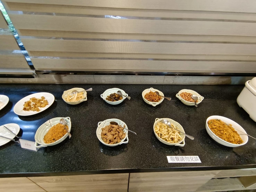 【花蓮.玉里】安通美人湯溫泉。山灣水月景觀溫泉會館。寵物友善清潔費$500+碳酸氫鈉鹽泉美人湯保養皮膚