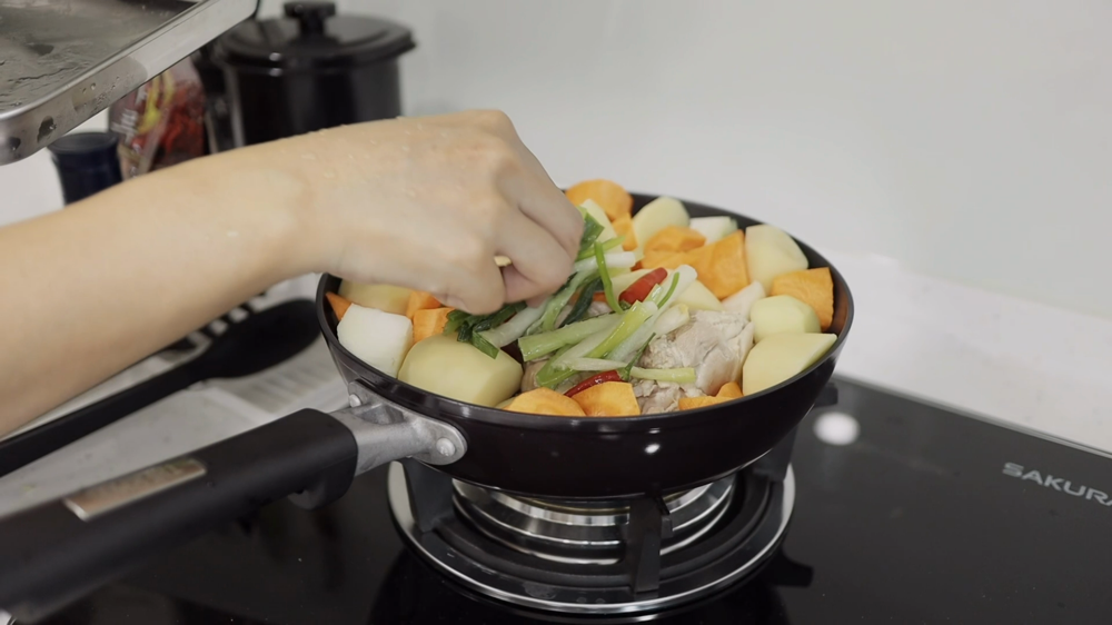 膳魔師 韓式辣味炸雞_0087.png 膳魔師 韓式辣味炸雞_0087.png