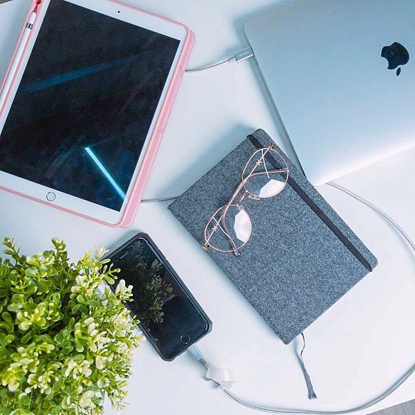 生活好物 TOUGHER Type-c to Lighting 3.jpeg