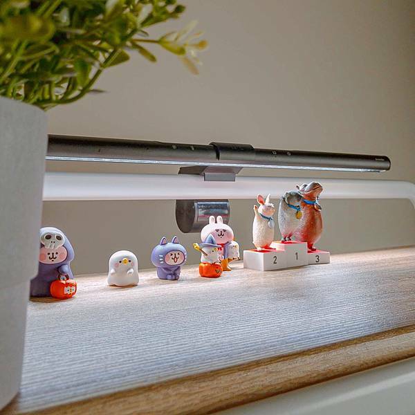 生活好物 BenQ WiT ScreenBar 螢幕智能掛燈 10.JPG