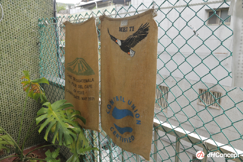 專訪/客廳沒沙發又怎樣？自由工作者Alan 超Chill日系居家空間