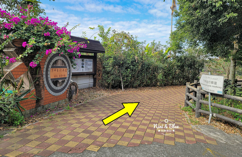 2022南投竹山燈會 | 竹山一日遊，下坪吊橋花海、菸葉館、竹山文化園區、天梯、大鞍竹海隧道 @Nini and Blue  玩樂食記