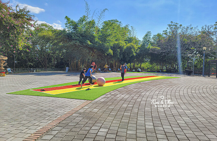 2022南投竹山燈會 | 竹山一日遊，下坪吊橋花海、菸葉館、竹山文化園區、天梯、大鞍竹海隧道 @Nini and Blue  玩樂食記