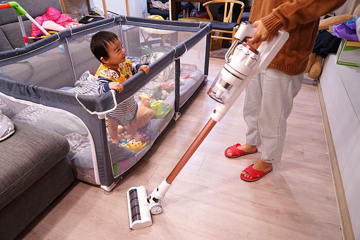 台中家電遷廠擴大營運！電動濕拖無線吸塵器超狂優惠，限時五天售完為止 - 吃關關