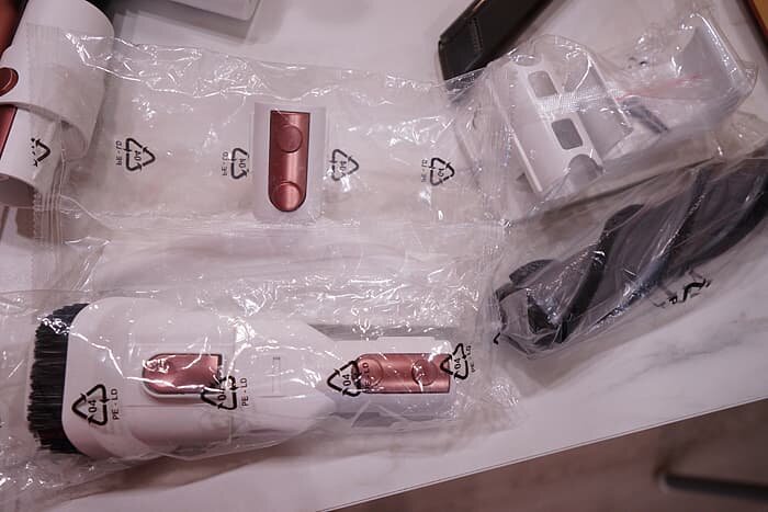 台中家電遷廠擴大營運！電動濕拖無線吸塵器超狂優惠，限時五天售完為止 - 吃關關