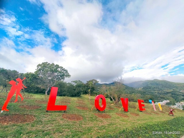 Park blossoms at「 北投社三層崎公園」, Taipei, Taiwan, SJKen, Jan 19, 2022.