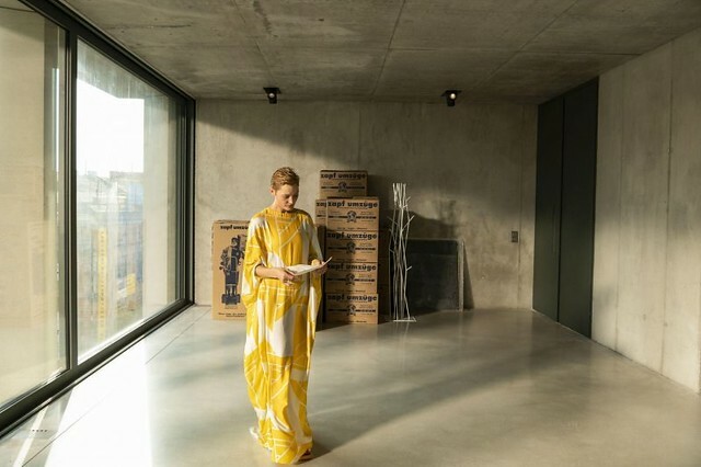 The movie posters & stills of Germany Movie 德國電影《鄰危不亂》(Next Door) will be launching in Taiwan from Jan 7, 2022 onwards.