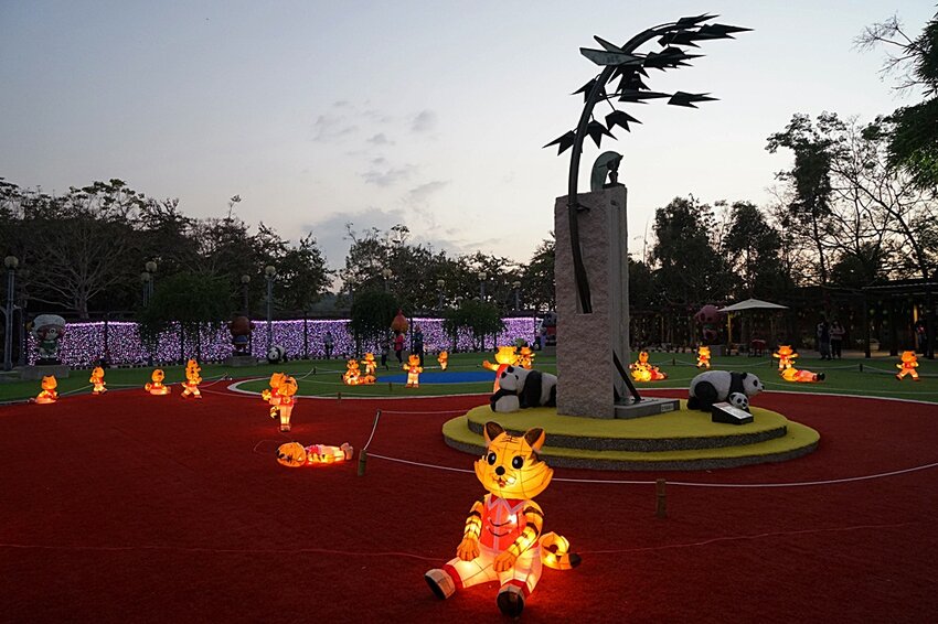 2022南投竹山燈會║燈會結合在地竹藝文化大放光彩,竹山文化園區、菸葉館、紫南宮、車籠埔斷層保存園區、遊山茶訪,春節連假竹山一日遊必去景點大推薦!