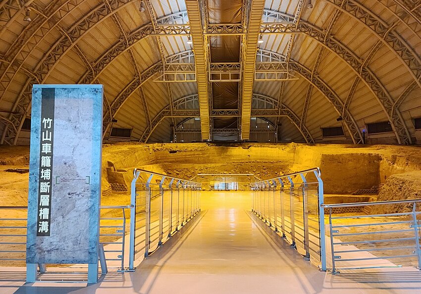 2022南投竹山燈會║燈會結合在地竹藝文化大放光彩,竹山文化園區、菸葉館、紫南宮、車籠埔斷層保存園區、遊山茶訪,春節連假竹山一日遊必去景點大推薦!