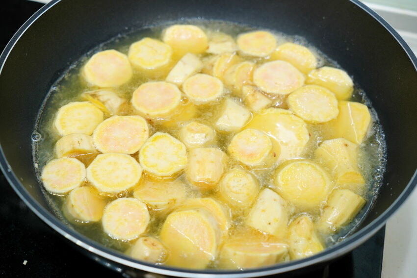 【食譜】蜜地瓜做法.古早味地瓜糖、密蕃薯的美味秘訣!