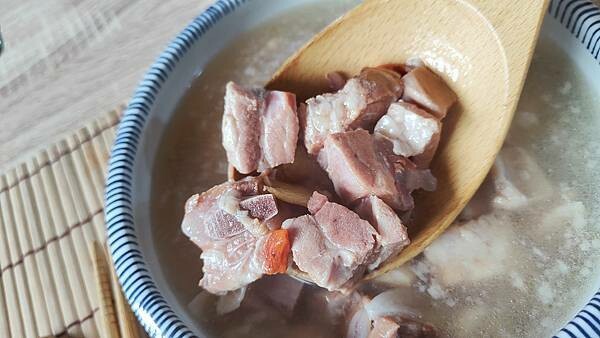 【宅配美食】高雄翰品飯店新推出常溫商品伴手禮-只要7分鐘就能在家品嚐五星級飯店的美味