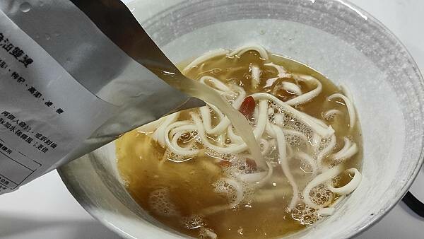 【宅配美食】高雄翰品飯店新推出常溫商品伴手禮-只要7分鐘就能在家品嚐五星級飯店的美味