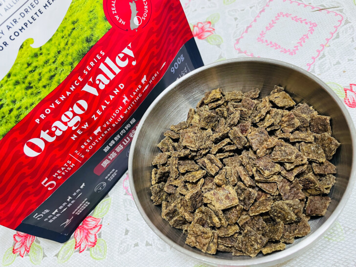 【ZIWI巔峰狗飼料】超強肉含量頂級飼料｜小臘腸咪咪一吃就愛上~