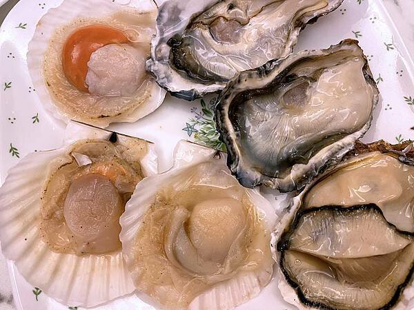 動手下廚│傳說中的海鮮控-佐佐鮮：中秋在家也能享受海陸饗宴，烤肉必備好料-澎湃海陸燒烤宴-小海陸(3-5人)6樣%2F組│美國骰子牛(板腱牛)、美國無骨牛小排、魷魚、草蝦、日本生蠔、扇貝│（外銷等級海鮮水產）海鮮烤肉食材配送到府