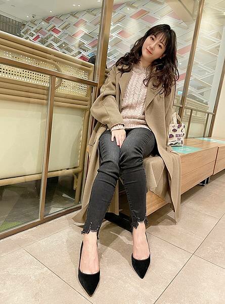 小隻女穿搭│秋冬穿搭分享:PANSOBUY -3KG顯瘦窄管小黑褲