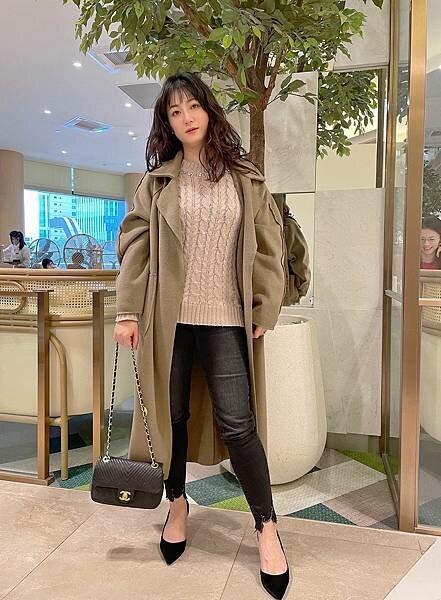 小隻女穿搭│秋冬穿搭分享:PANSOBUY -3KG顯瘦窄管小黑褲