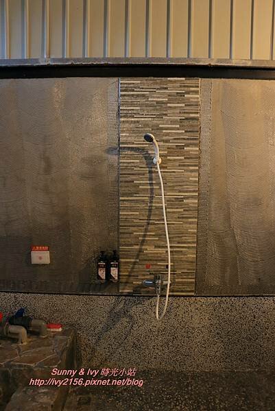 【宜蘭旅遊】礁溪泡湯趣 - 春水笈溫泉湯屋。可游自由式的超大家庭湯池,重點還24小時營業ㄋㄟ!