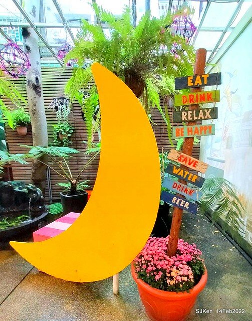 「新店碧潭風景區鬱金香花海」(Tulid blossoms at Pi lake), Hsinpei city, North Taiwan, SJKen, Feb 14, 2022.