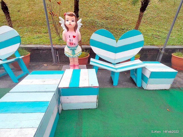 「新店碧潭風景區鬱金香花海」(Tulid blossoms at Pi lake), Hsinpei city, North Taiwan, SJKen, Feb 14, 2022.